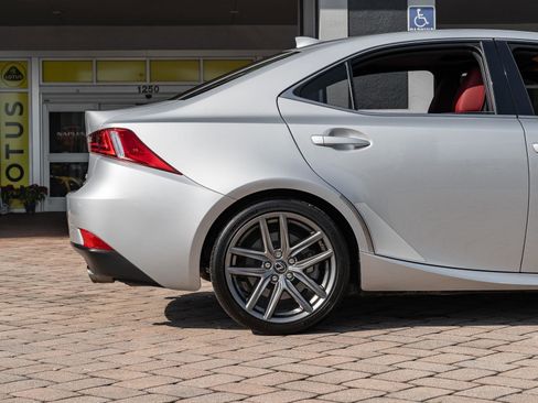Used 2016 Lexus IS 200t image 34