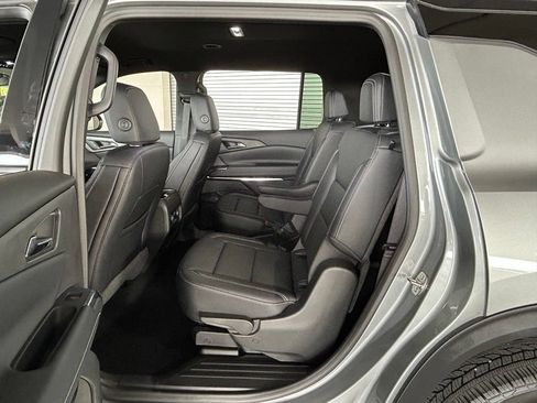 Used 2026 Chevrolet Traverse LT w/ Midnight/Sport Edition FWD image 45
