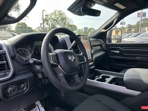 New 2026 RAM 3500 Big Horn AWD/4WD image 15