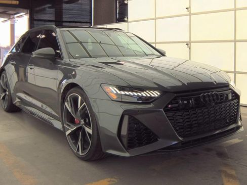 Used 2023 Audi RS 6 4.2 image 4