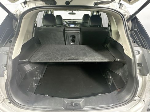 Used 2015 Nissan Rogue SL w/ SL Premium Package image 27