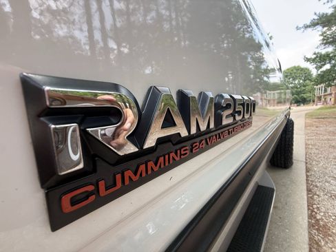 Used 1998 Dodge Ram 2500 Truck 4x4 Regular Cab image 9