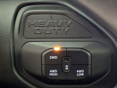 New 2026 RAM 2500 Big Horn AWD/4WD image 24