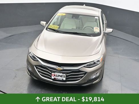 Used 2024 Chevrolet Malibu LT image 41