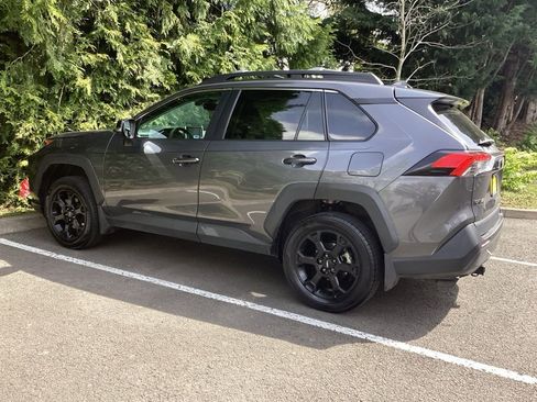 Used 2021 Toyota RAV4 TRD Off-Road w/ TRD Off-Road Weather Package AWD/4WD image 8