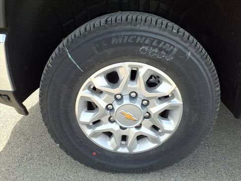 New 2026 Chevrolet Silverado 3500 LT w/ Safety Package image 10