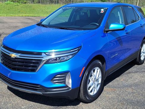 Used 2024 Chevrolet Equinox LT w/ LPO, Floor Liner Package FWD image 3
