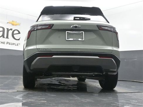 New 2026 Chevrolet Equinox LT w/ Convenience Package II image 32