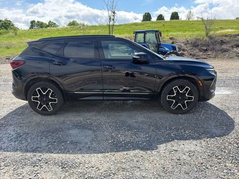 Used 2024 Chevrolet Blazer RS w/ Driver Confidence II Package FWD image 4
