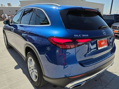 Used 2026 Mercedes-Benz GLC 300 image 7