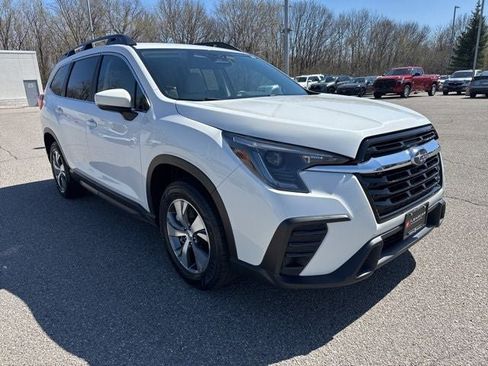 Used 2024 Subaru Ascent Premium w/ Convenience Package AWD/4WD image 3