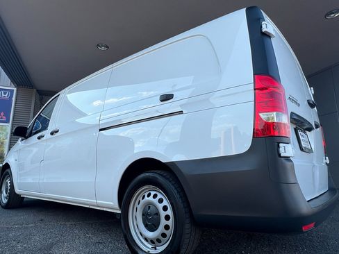 Used 2022 Mercedes-Benz Metris image 6
