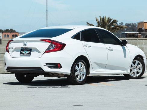 Used 2018 Honda Civic LX image 2