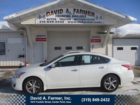 Used 2015 Nissan Altima 2.5 SL w/ Technology Package image 1