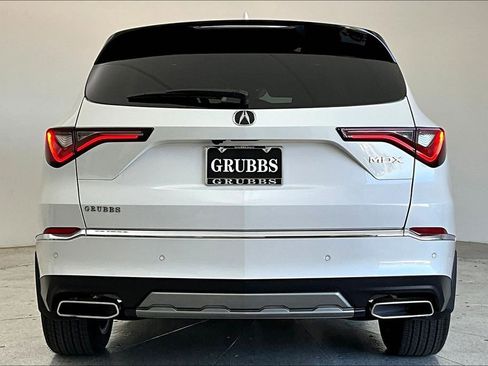 Certified 2026 Acura MDX FWD w/ Technology Package image 4