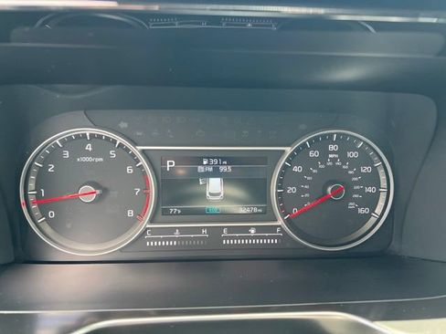 Certified 2023 Kia Sorento LX AWD/4WD image 12