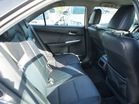 Used 2014 Toyota Camry SE FWD image 17
