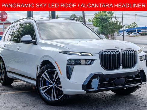 Used 2024 BMW X7 xDrive40i w/ Executive Package AWD/4WD image 3