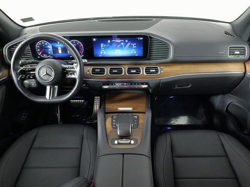 Used 2024 Mercedes-Benz GLS 450 4MATIC w/ AMG Line Exterior image 42