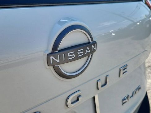 Used 2023 Nissan Rogue SL w/ SL Premium Package AWD/4WD image 26