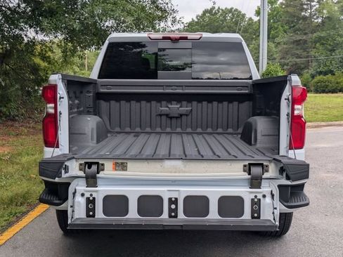 New 2026 Chevrolet Silverado 1500 High Country AWD/4WD image 32