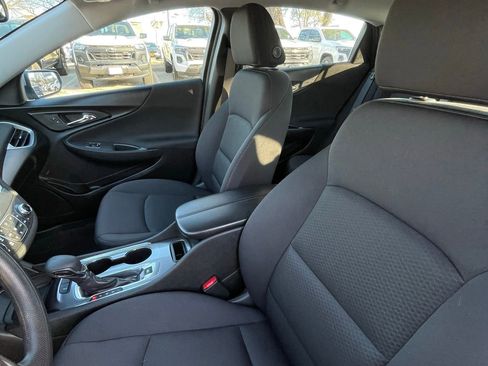 Used 2024 Chevrolet Malibu LT image 22