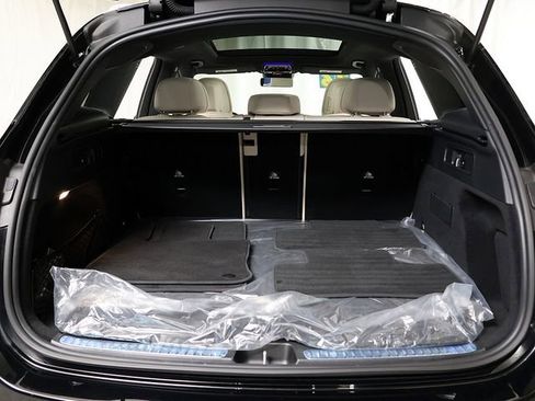 Certified 2026 Mercedes-Benz GLC 350e 4MATIC image 27