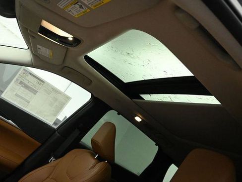 Certified 2025 INFINITI QX60 Sensory image 18