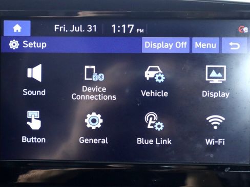 Used 2022 Hyundai Elantra SEL w/ Convenience + Premium Package FWD image 18