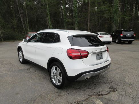 Used 2020 Mercedes-Benz GLA 250 4MATIC image 7