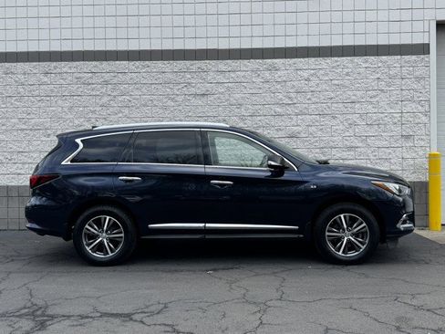 Used 2017 INFINITI QX60 AWD w/ Premium Plus Package image 19