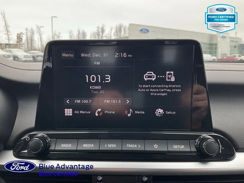 Used 2023 Kia Forte LXS w/ LXS Technology Package image 13