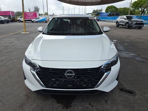 Used 2024 Nissan Sentra S FWD image 2