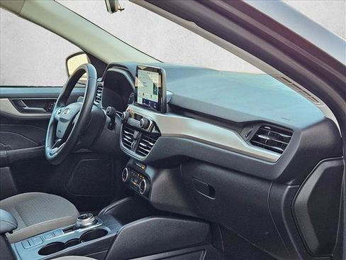 Used 2022 Ford Escape SE w/ Convenience Package FWD image 17