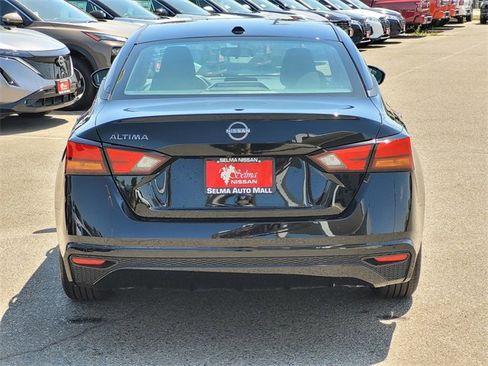 New 2025 Nissan Altima 2.5 S image 5