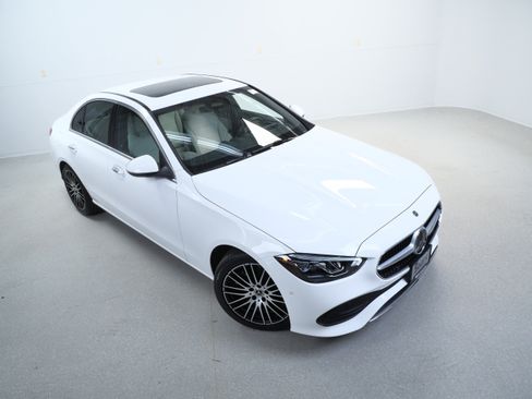 Certified 2023 Mercedes-Benz C 300 4MATIC Sedan image 4