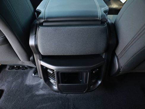 New 2026 RAM 1500 Express AWD/4WD image 28