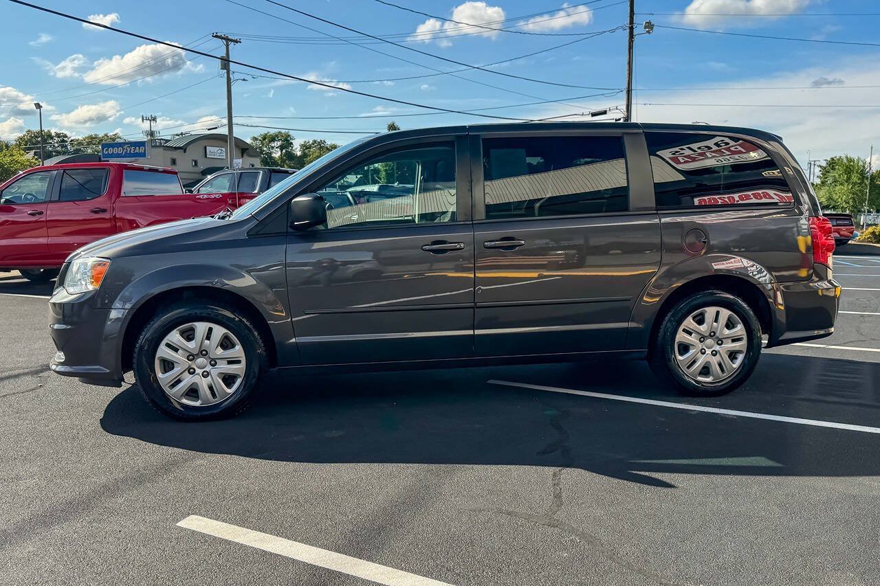 Used 2017 Dodge Grand Caravan SE w/ Power Window Group FWD image 7