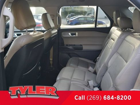 Used 2020 Ford Explorer Limited AWD/4WD image 40