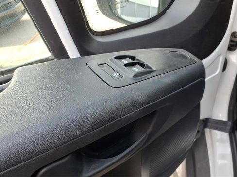 Used 2024 RAM ProMaster 2500 image 10