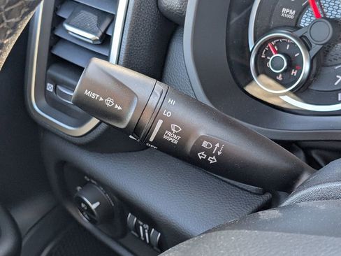 New 2026 RAM 1500 4x4 Crew Cab image 23