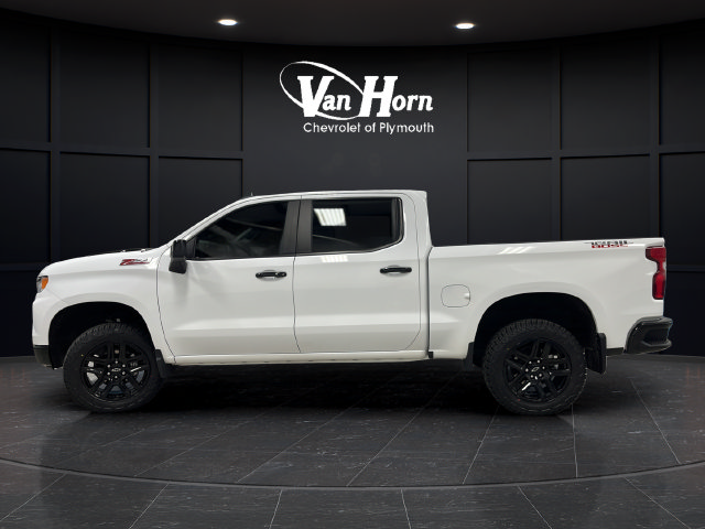 Used 2025 Chevrolet Silverado 1500 LT Trail Boss w/ Convenience Package II AWD/4WD image 4