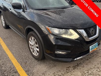 Used 2018 Nissan Rogue SV w/ Premium Package