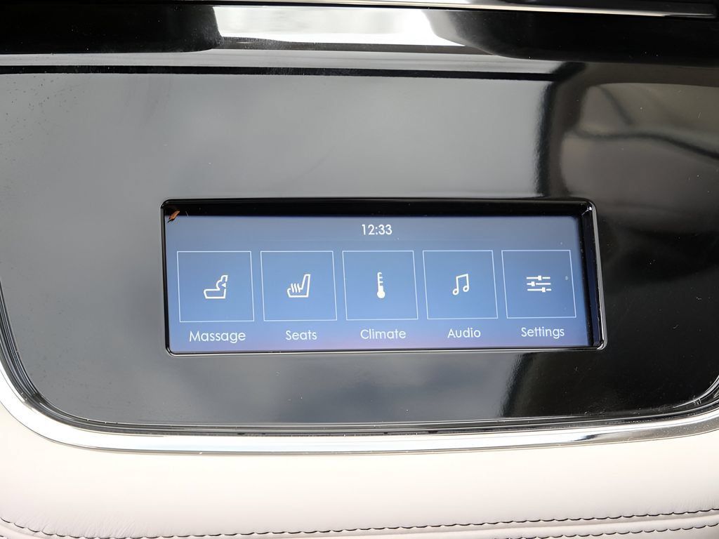Used 2024 Lincoln Navigator L Black Label AWD/4WD image 16