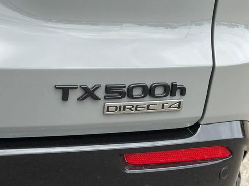 New 2026 Lexus TX 500h AWD image 33