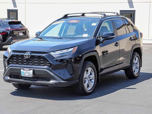Certified 2025 Toyota RAV4 XLE w/ Convenience Package FWD image 3
