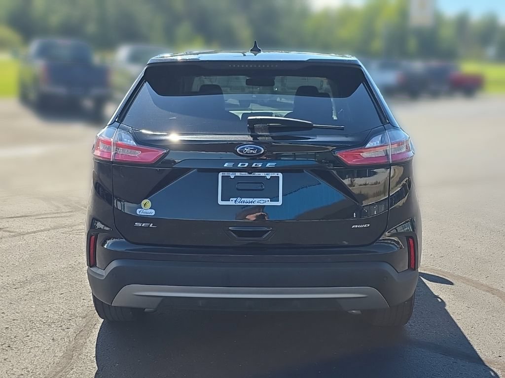 Used 2024 Ford Edge SEL AWD/4WD image 8