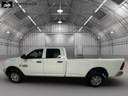 Used 2016 RAM 2500 Tradesman w/ Chrome Appearance Group image 8