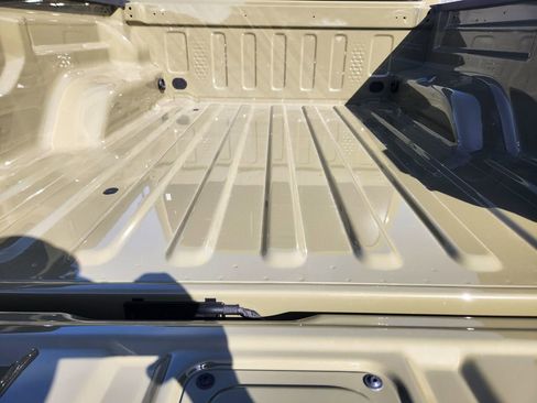 New 2026 Jeep Gladiator Sport AWD/4WD image 21