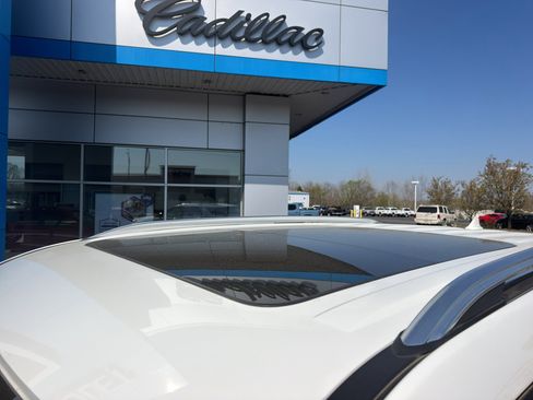 Used 2023 Ford Explorer Platinum w/ Technology Package image 10